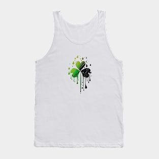 Minimalistic splash design of Saint Patrick's day shamrock leaf Tank Top